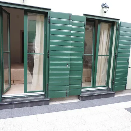 Lori بيوغْغاد نا موغو