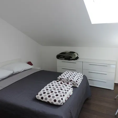 Lori Apartmán *
