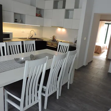 Lejlighed Lori Biograd Na Moru