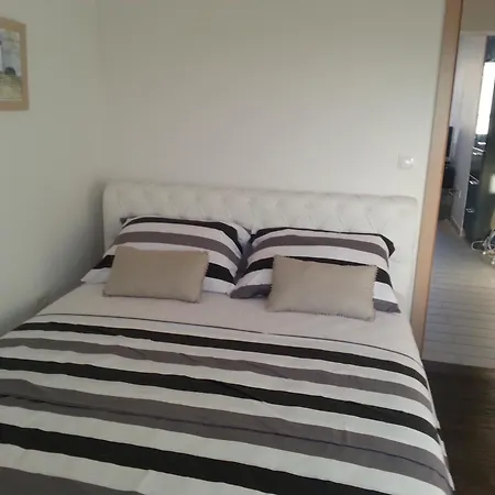 Lori Lejlighed Biograd Na Moru